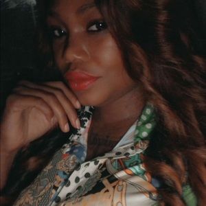 Meet your Posher, Lashonda